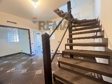 Foto Appartamento in Via Barchetta 10, Genova Bolzaneto di 119 m²