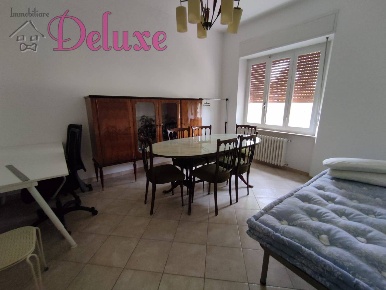 Foto Appartamento in via Oreste Calabresi, Macerata Centro di 85 m²
