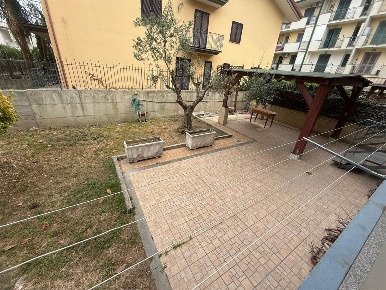 Foto Appartamento in Via Silvio Spaventa, Acerra Centro di 100 m²
