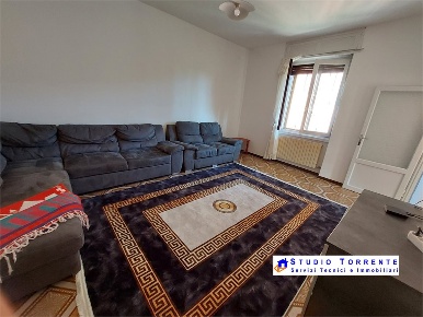 Foto Appartamento a Garbagnate Milanese Centro di 75 m² con 2 locali