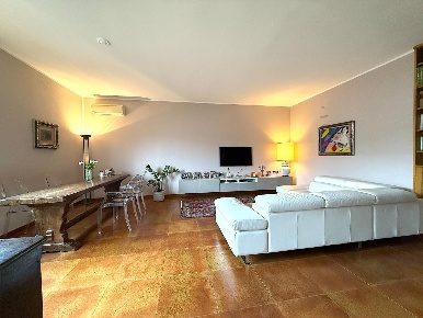 Foto Appartamento a Empoli Pretura - Sanzio di 220 m² con 6 locali