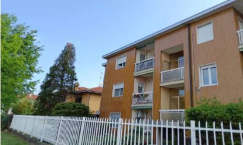 Foto Appartamento a Arluno Centro di 98 m² con 5 locali in vendita