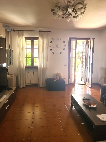 Foto Villa a schiera a Seravezza Ripa Pozzi Querceta Ponterosso di 120 m²