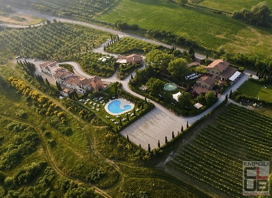 Foto Residence a Gambassi Terme Centro di 2100 m² con 75 locali in vendita