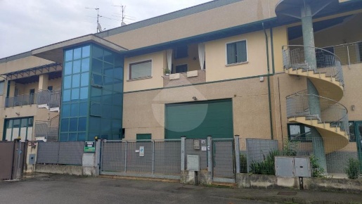 Foto Appartamento in Antonio Strarivari, Urago d'Oglio di 121 m² in vendita
