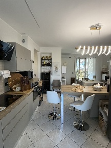 Foto Appartamento in via villoresi, Corbetta Semicentro, Isola di 98 m²