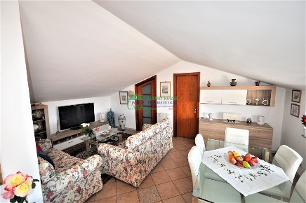 Foto Mansarde a Ragusa di 65 m² con 3 locali in affitto