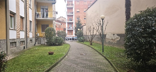 Foto Appartamento in via garibotti, Cremona Centro di 100 m² con 3 locali