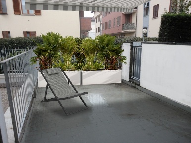Foto Appartamento in Via Crippa, Lissone Centro Storico di 103 m²