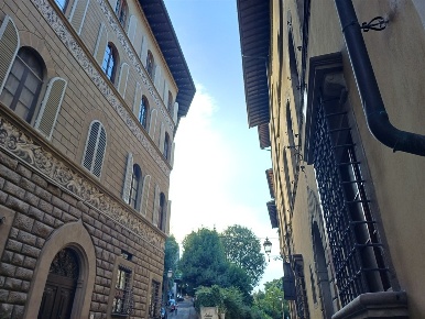 Foto Appartamento in Costa Scarpuccia, Firenze San Niccolò di 100 m²