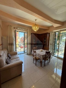 Foto Appartamento in Via Reggio Calabria, Messina di 75 m² con 2 locali