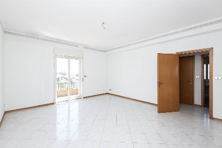 Foto Appartamento in Via Soprarie 25, Mascalucia Centro di 103 m²