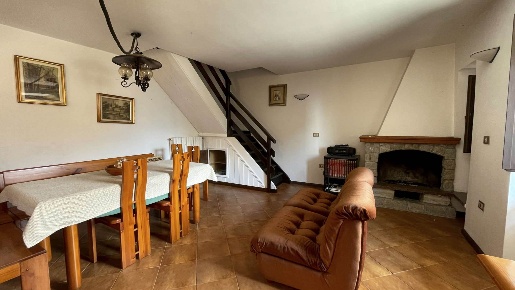Foto Appartamento in Via del Dosso, Mello Centro di 91 m² con 4 locali