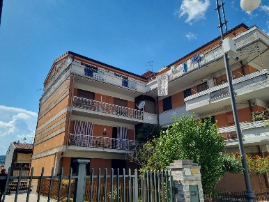 Foto Appartamento in Via Gustavo Picardo 32, Pratola Serra di 115 m²