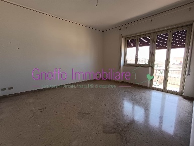Foto Appartamento a Trapani Centro di 90 m² con 3 locali in affitto