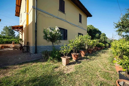 Foto Casa indipendente in Via Calderara, Firenze Novoli di 120 m²