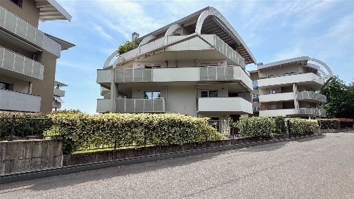 Foto Appartamento in VIA FRANCESCO DOMENICO GUERRAZZI 9, Bergamo Canovine