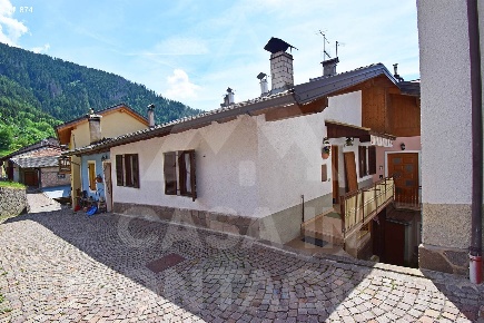 Foto Appartamento a Valfloriana di 55 m² con 3 locali in vendita
