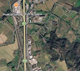 Foto Capannone industriale a Reggello Matassino di 150 m² con 1 locali
