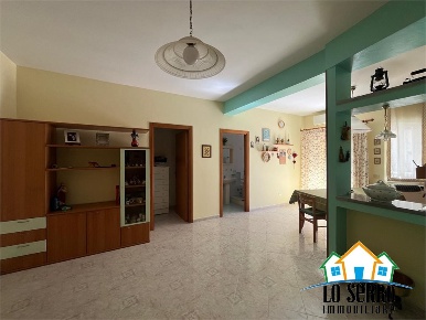 Foto Villa unifamiliare a Alcamo Semicentro di 320 m² con 17 locali