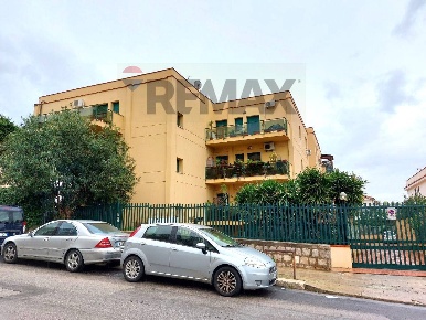 Foto Ufficio in Via Fabio Besta 12, Palermo Cardillo di 119 m² con 3 locali