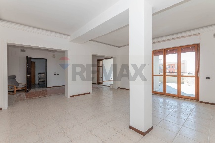 Foto Appartamento in via di villa Ortisi 26, Siracusa di 274 m² in vendita