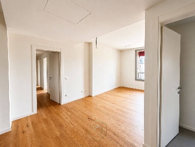 Foto Appartamento in Piazza Saint Etienne, Ferrara Centro Storico di 115 m²