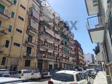 Foto Locale commerciale in Via Francesco Muciaccia 30B, Bari San Pasquale