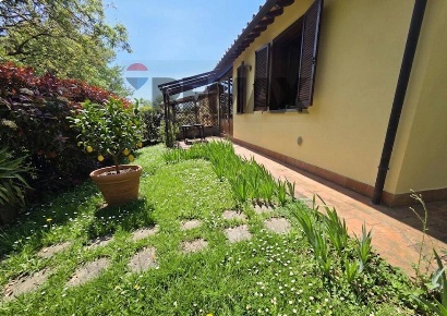 Foto Appartamento in Via del Castelluccio 9, Monteverdi Marittimo di 82 m²