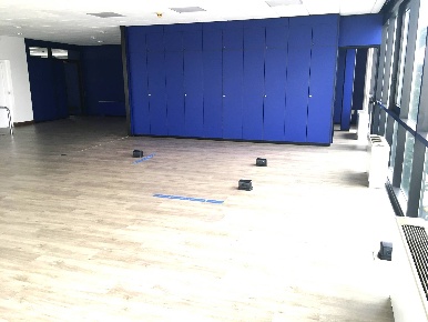 Foto Ufficio in Corso Sempione, Nerviano di 390 m² con 6 locali in affitto