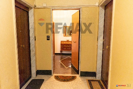Foto Appartamento in Via Tortosa 10, Genova Quezzi di 87 m² con 5 locali