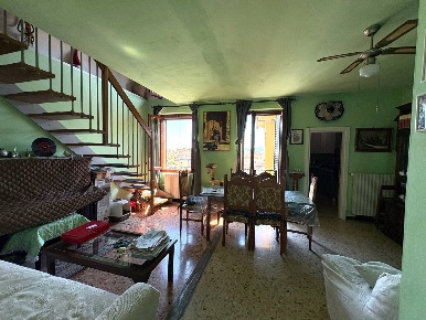 Foto Appartamento in Via Garigliano 101, Prato Chiesanuova di 80 m²