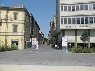Foto Stanza in Corso Italia, Pisa San Martino di 100 m² con 4 locali