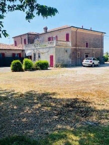 Foto Agriturismo in Via Copparo 292, Ferrara Boara di 500 m² con 10 locali