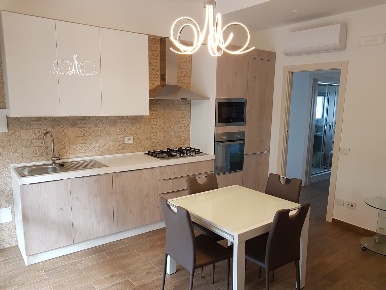 Foto Stanza in VIA CARLO PISACANE 12, Catanzaro Catanzaro Lido di 130 m²