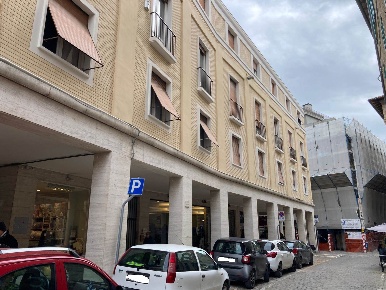 Foto Appartamento a Fano Sassonia di 160 m² con 8 locali in vendita