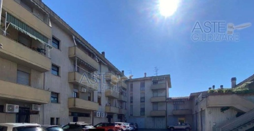Foto Appartamento a Ponsacco Centro di 114 m² con 6 locali in vendita