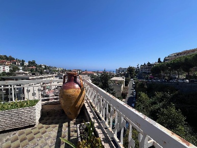 Foto Attico a Sanremo Solaro di 70 m² con 3 locali in vendita