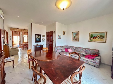 Foto Appartamento a Empoli Pretura - Sanzio di 110 m² con 5 locali