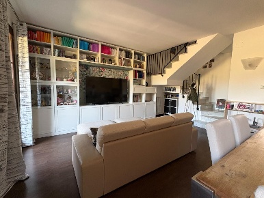 Foto Villa a schiera a Vecchiano Vecchiano Nodica di 110 m² con 5 locali