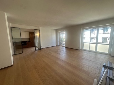Foto Appartamento in VIA BOSCOVICH, Milano Buenos Aires di 170 m²