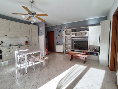 Foto Appartamento in via Lucca, Cairate di 63 m² con 2 locali in vendita