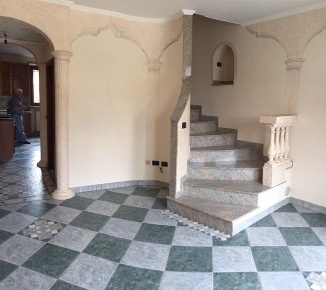 Foto Appartamento in Via Tarvisio, Varese Valle Olona di 90 m² con 3 locali