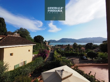 Foto Appartamento a La Spezia di 50 m² con 3 locali in affitto