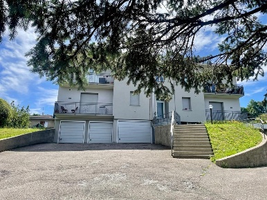 Foto Appartamento in via indipendenza, Buguggiate di 110 m² con 3 locali