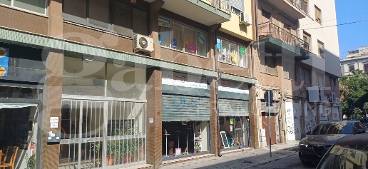 Foto Ufficio in Via Michele Amari 15, Palermo Roma - Cavour di 75 m²