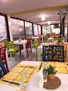 Foto Negozio in Via Telesino 89/91, Palermo di 53 m² con 2 locali
