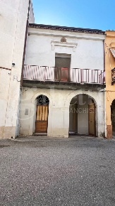 Foto Casa indipendente in XX Settembre, Calvi Risorta di 130 m² in vendita