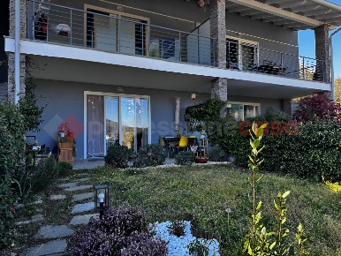 Foto Appartamento in per Pisano, Meina di 80 m² con 3 locali in vendita