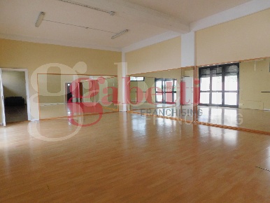 Foto Magazzino in Via Publio Ovidio 10, Venafro Centro di 170 m² in affitto